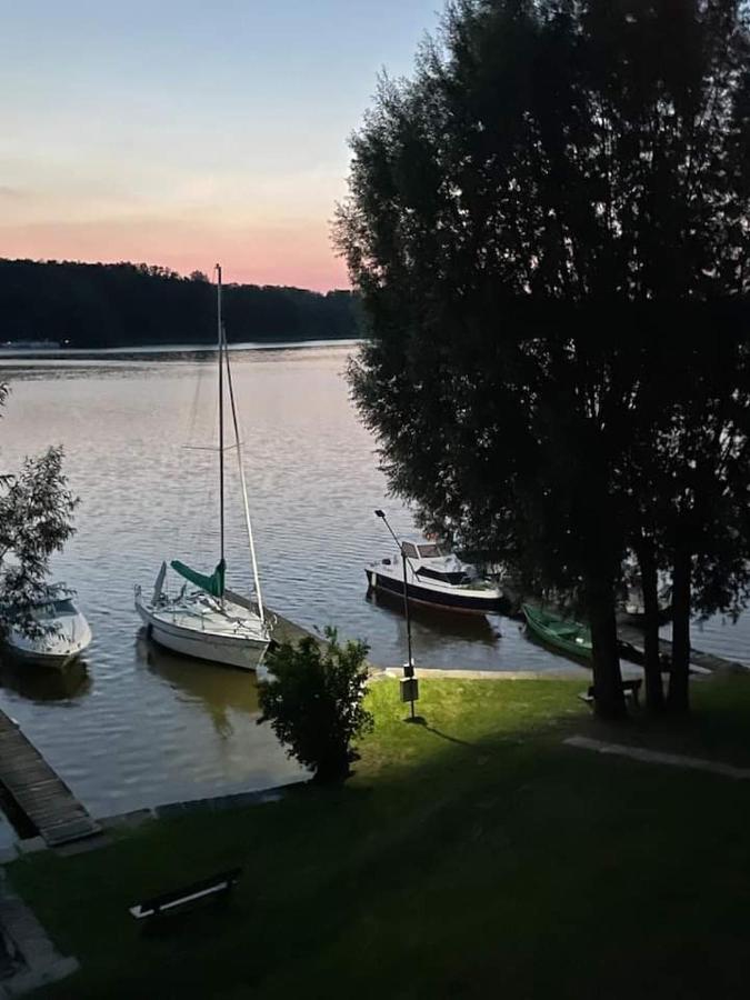 Mieszkanie Nad Jeziorem Z Wlasna Linia Brzegowa Iława エクステリア 写真
